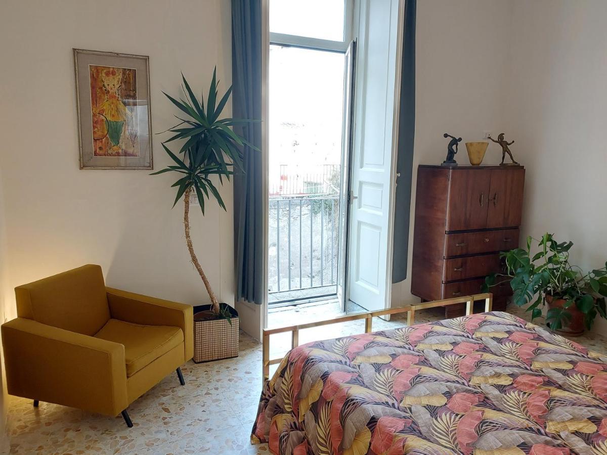 B&B Palazzo Carafa Di Montorio Naples Luaran gambar
